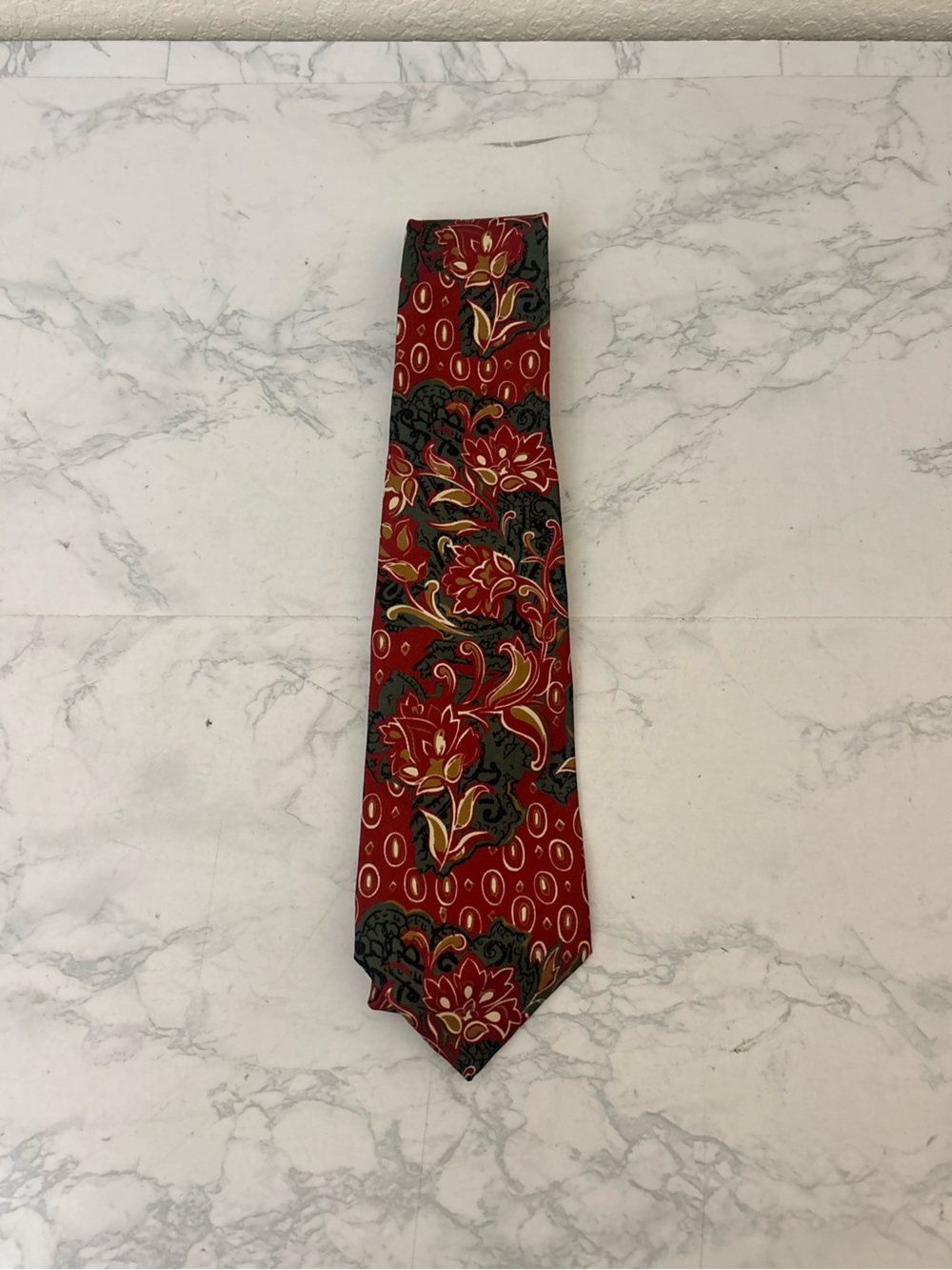 Vintage Accents Silk Tie Classic Men’s Retro Necktie Red Green Floral